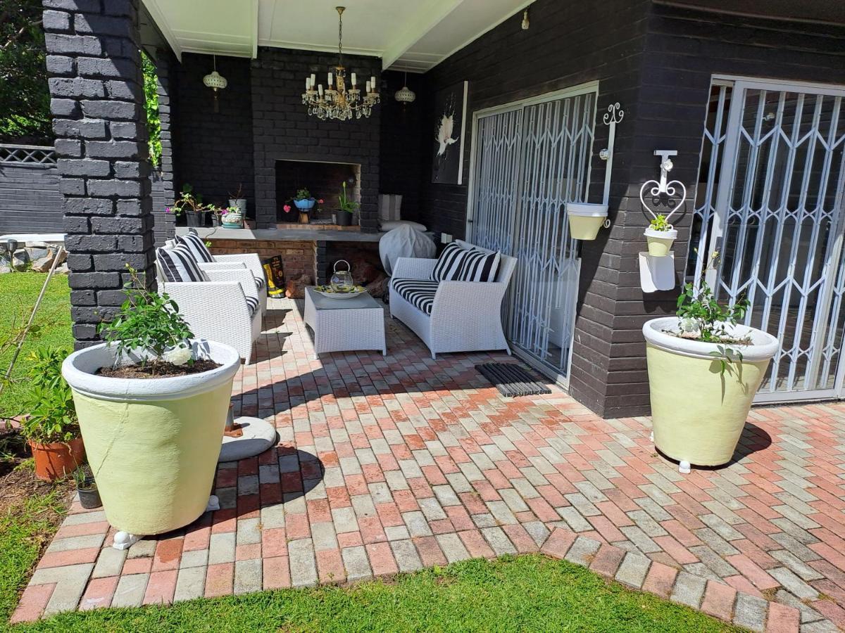 Milky Way Executive Suite Hermanus Kültér fotó